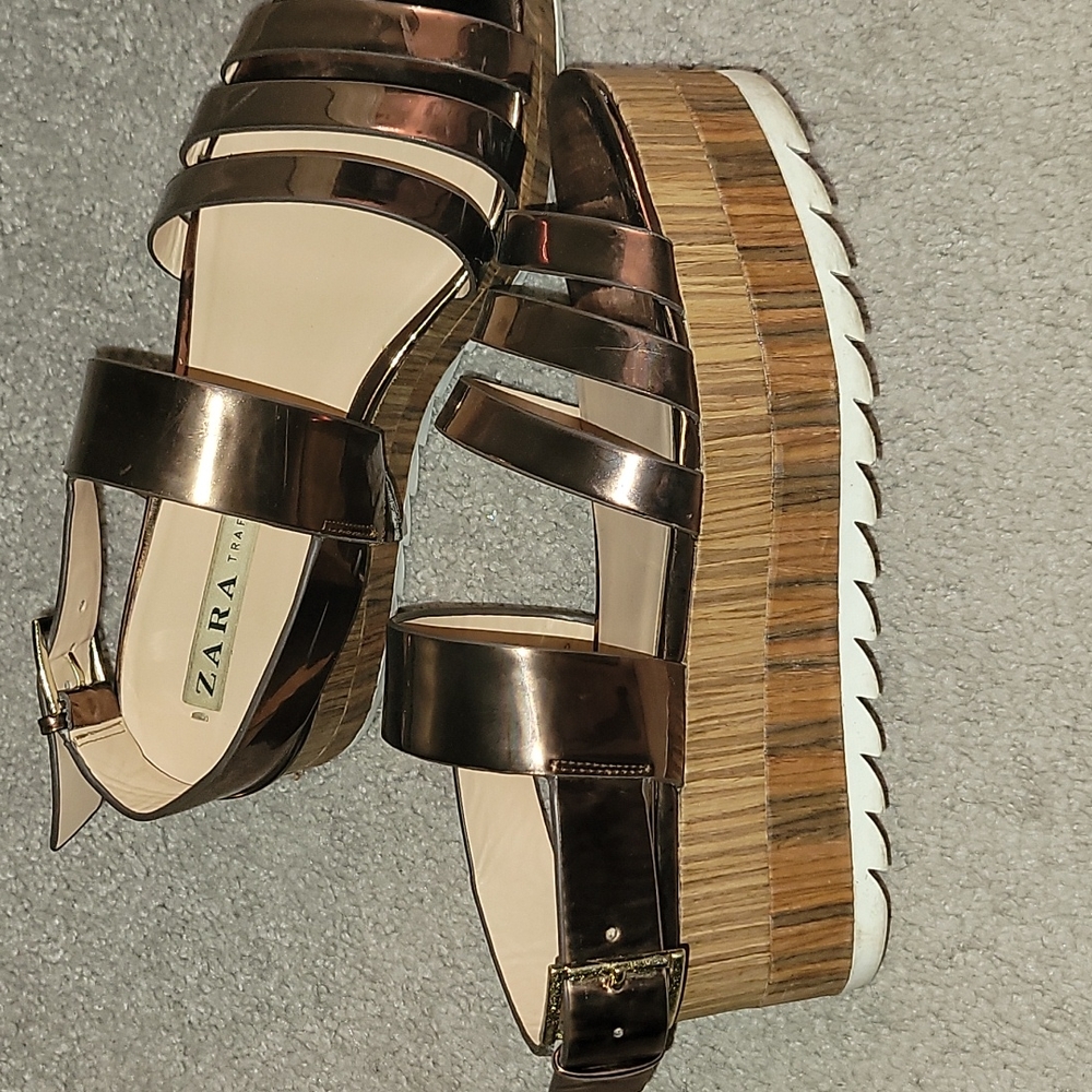 Zara platforms